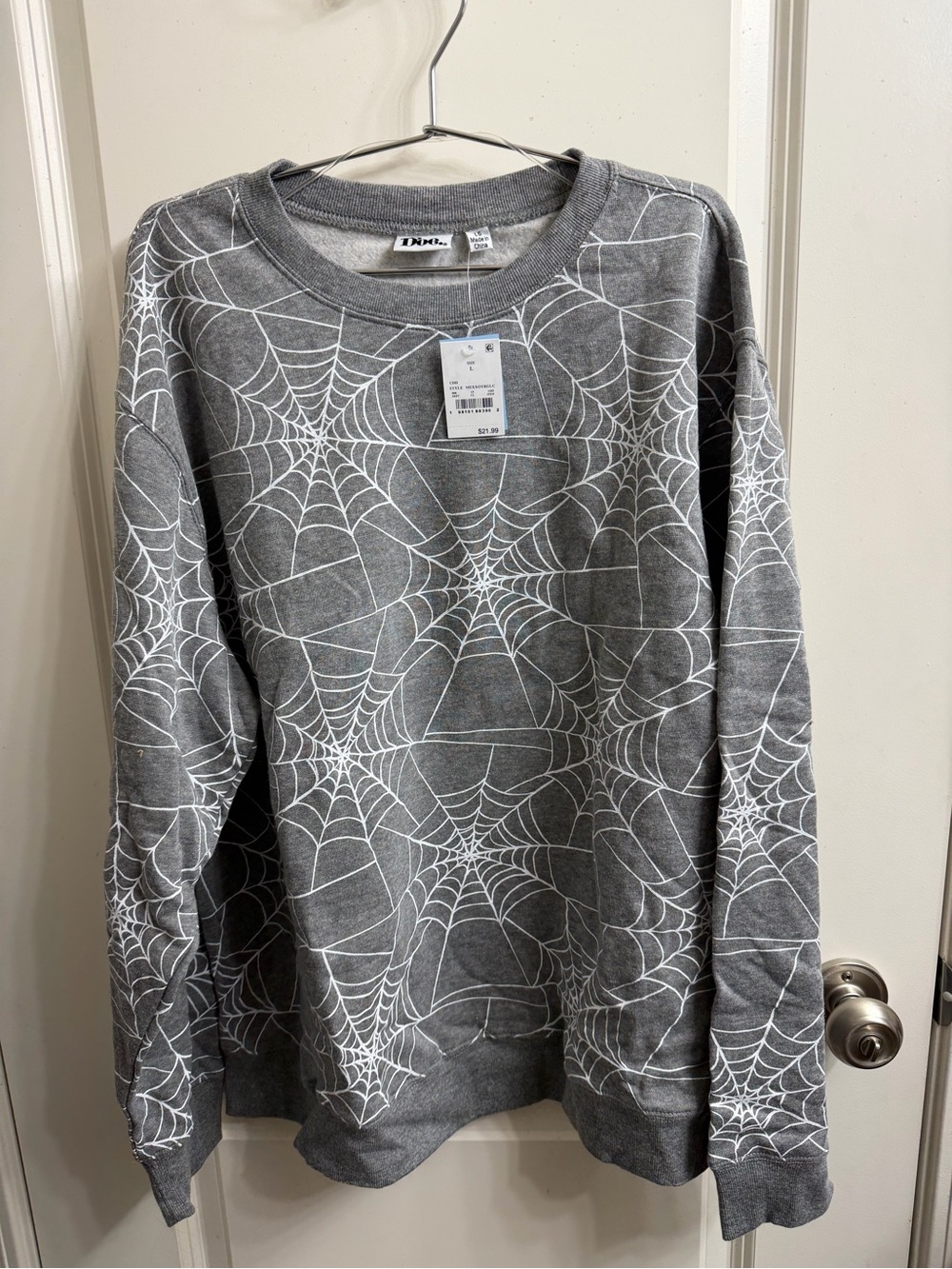 Unbranded Gray Crewneck Sweater with White Spiderweb Print